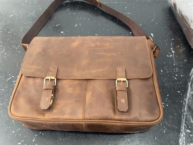 Handmade Genuine Leather Laptop Messenger Bag – Classic Shoulder Satchel for Men & Women