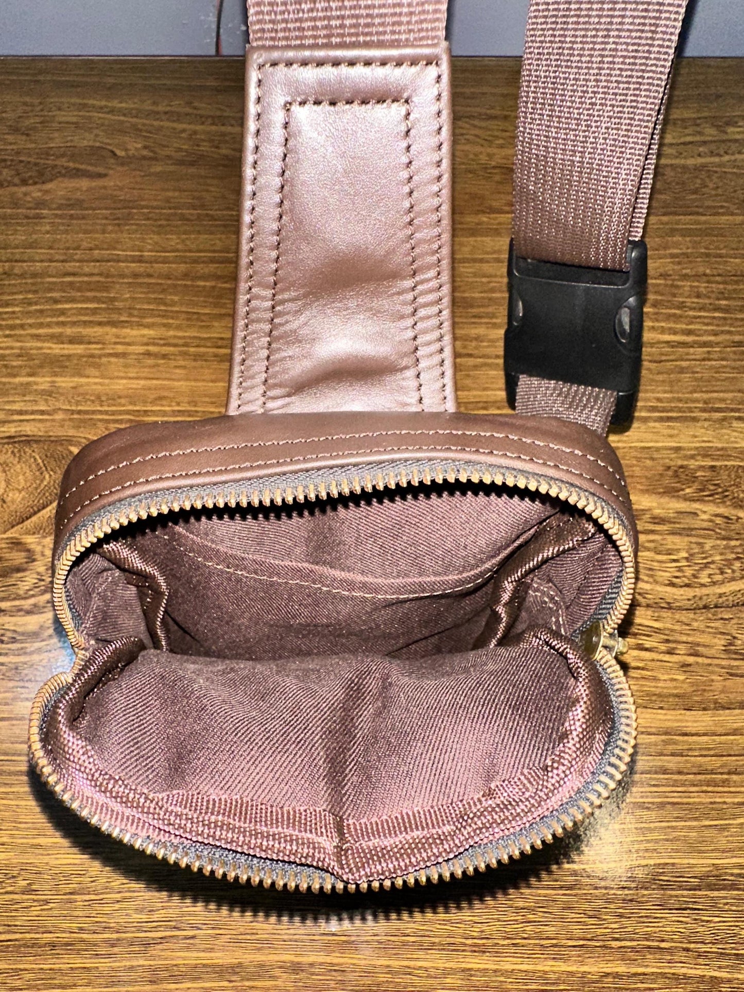 Handmade Cow Leather Crossbody Bag: Vintage Small Shoulder Sling