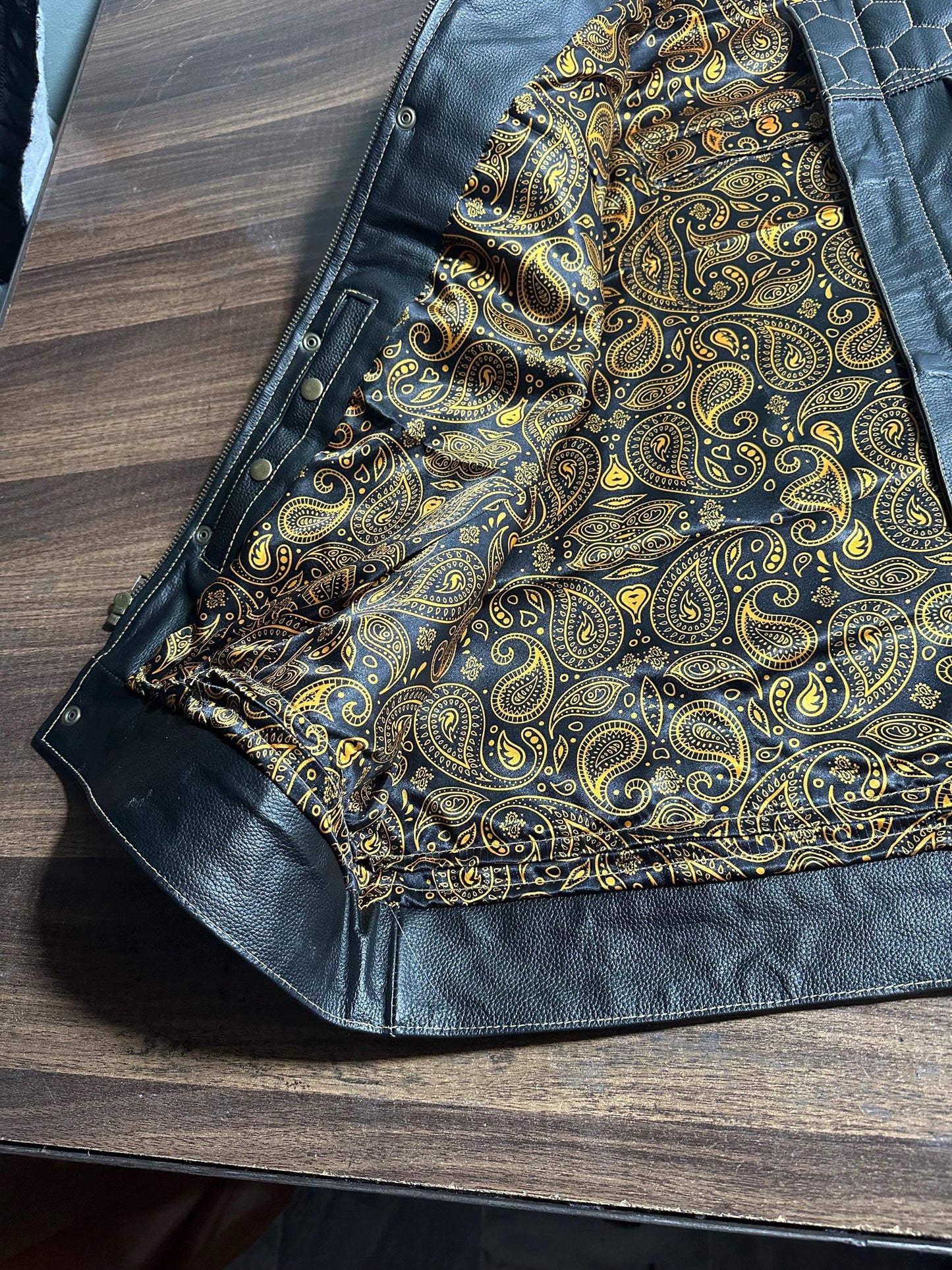 Black Leather Biker Vest: Quilted Design, Motorcycle Club Vest