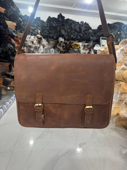 Handmade Genuine Leather Laptop Messenger Bag – Classic Shoulder Satchel for Men & Women