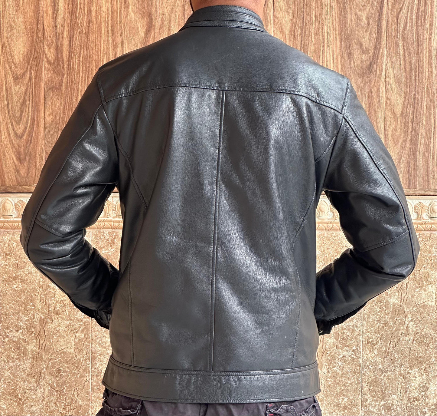 Goat Leather Jacket: Classic Style, Lightweight Design