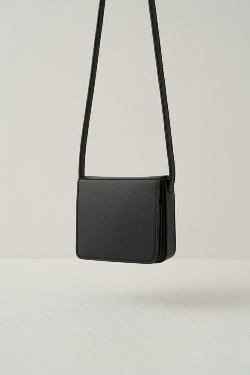 Minimalist Black Leather Crossbody Bag – Small Square Shoulder Purse for Women