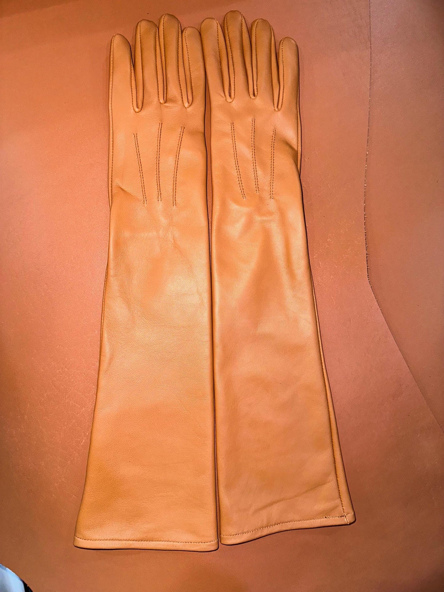 Luxury Women’s Long Tan Leather Gloves – Elegant Opera Evening Driving Gloves