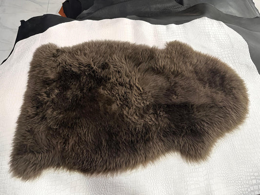 Genuine Sheep Fur Rug | Real Sheepskin Hide | Natural Wool Pelt for Home Decor | Soft Leather Rug 96x55cm | Handmade Gift | Multiple Colors